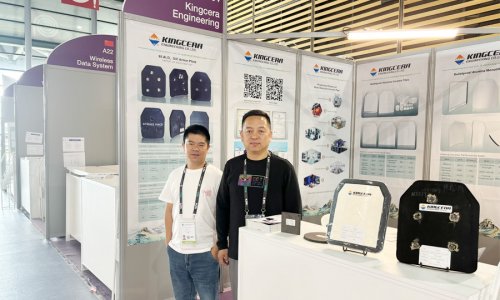 湖南KU酷游官网携最新防弹产品亮相法国欧洲国际防务展