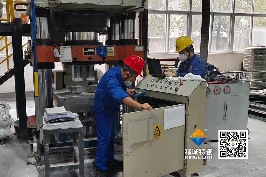 匠心攻坚：：：魏科团队让老装备焕发新活力